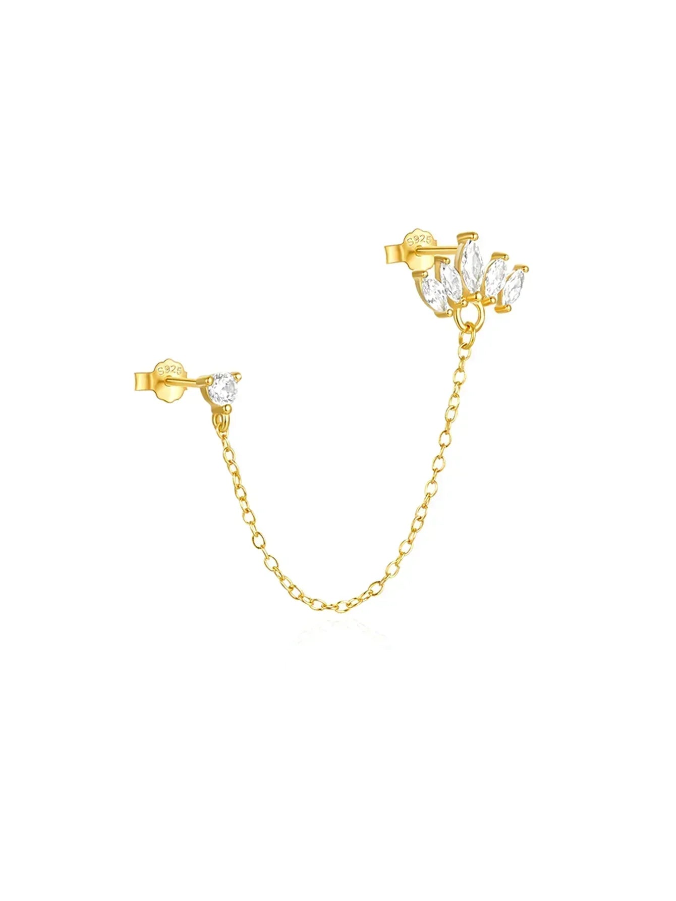 דניאלה – עגילי זהב רכים עם צורה זורמת.