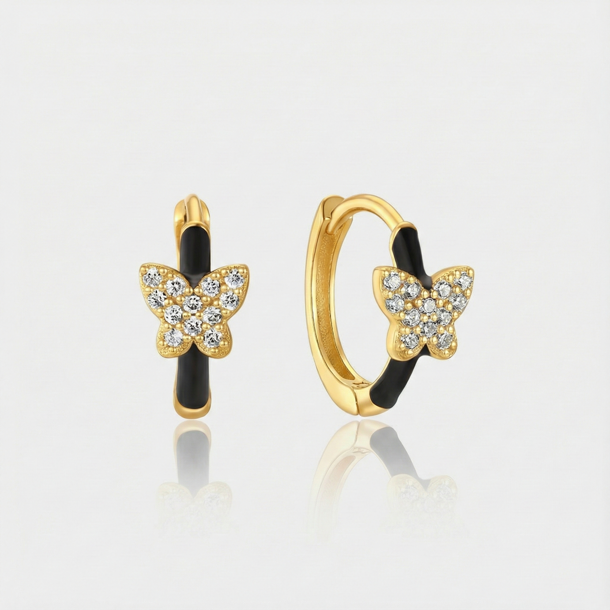 תרזיה – עגילים מוזהבים עם קימור רך