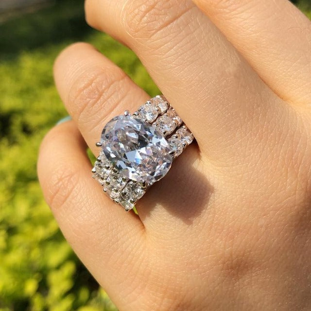 גרטה – טבעת יהלום כסף עם עיטור.